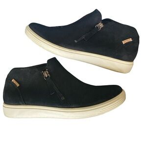 ECCO Black Low-Top Comfort Sneakers women’s EU 38 (US 7–7.5) Wide leather